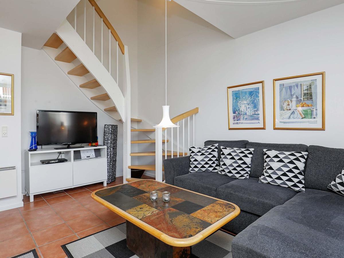 4 Person Holiday Home In Bl Vand Blåvand Εξωτερικό φωτογραφία