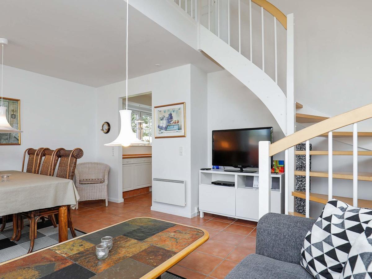 4 Person Holiday Home In Bl Vand Blåvand Εξωτερικό φωτογραφία