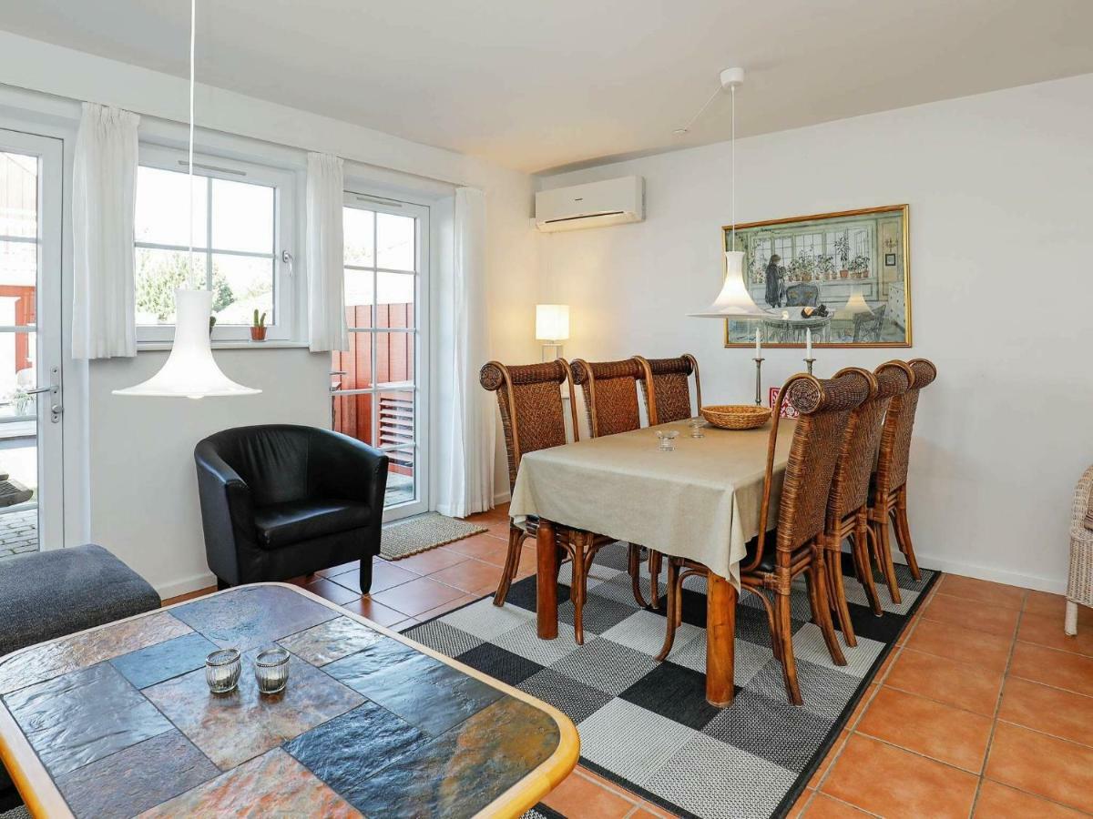 4 Person Holiday Home In Bl Vand Blåvand Εξωτερικό φωτογραφία